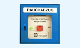 SCEL-SYSTEMS Brandschutz Memmingen: Der manuelle Handauslöser (Notschalter) löst die RWA-Anlage aus.