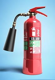 Wichtig am Weihnachtsbaum: Der Feuerlöscher!